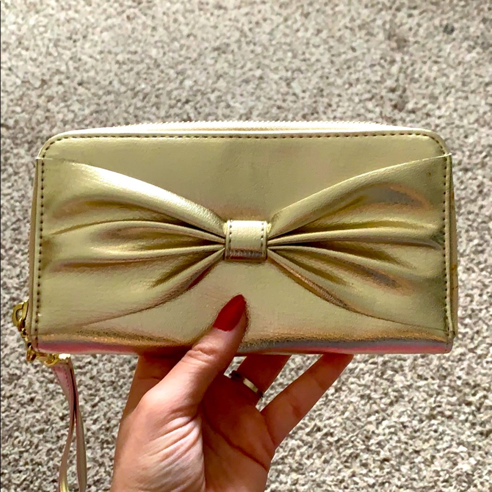 Gold Clutch/Wristlet